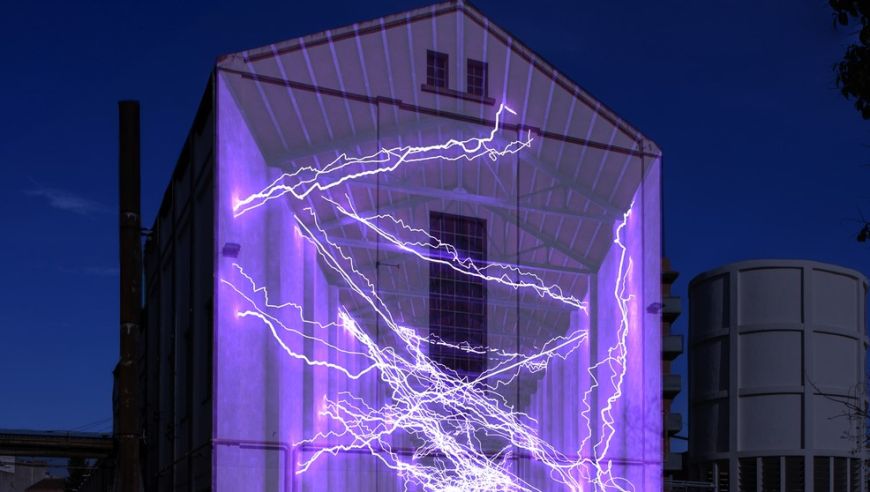 Mapping a la façana de La Tèrmica